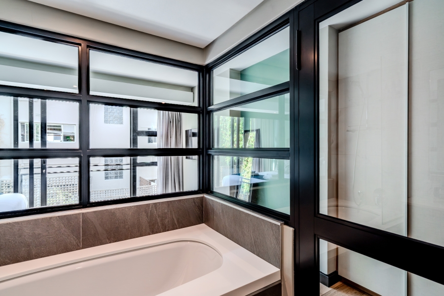 2 Bedroom Property for Sale in Sea Point Western Cape